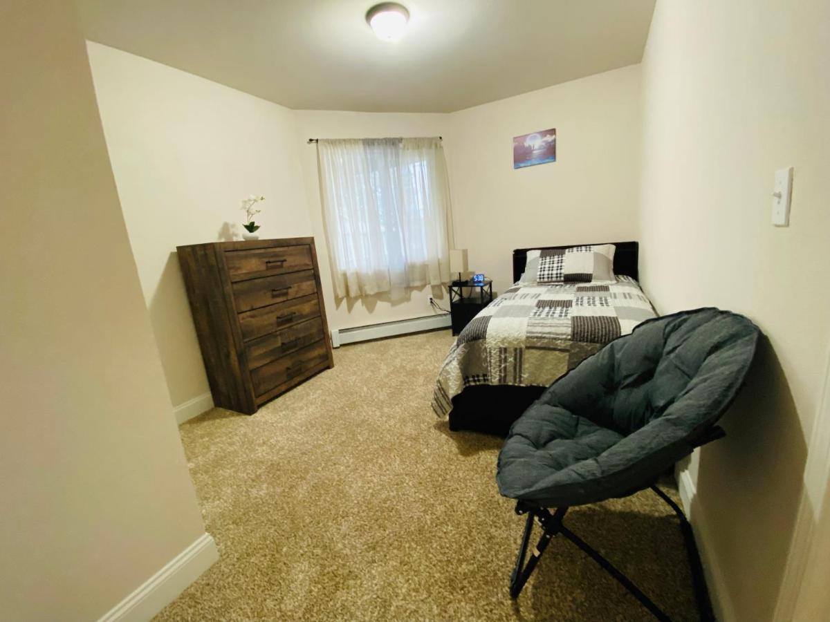 Beautiful 2 Bedroom 1 Bath Apartment With Private Garage Anchorage Bagian luar foto