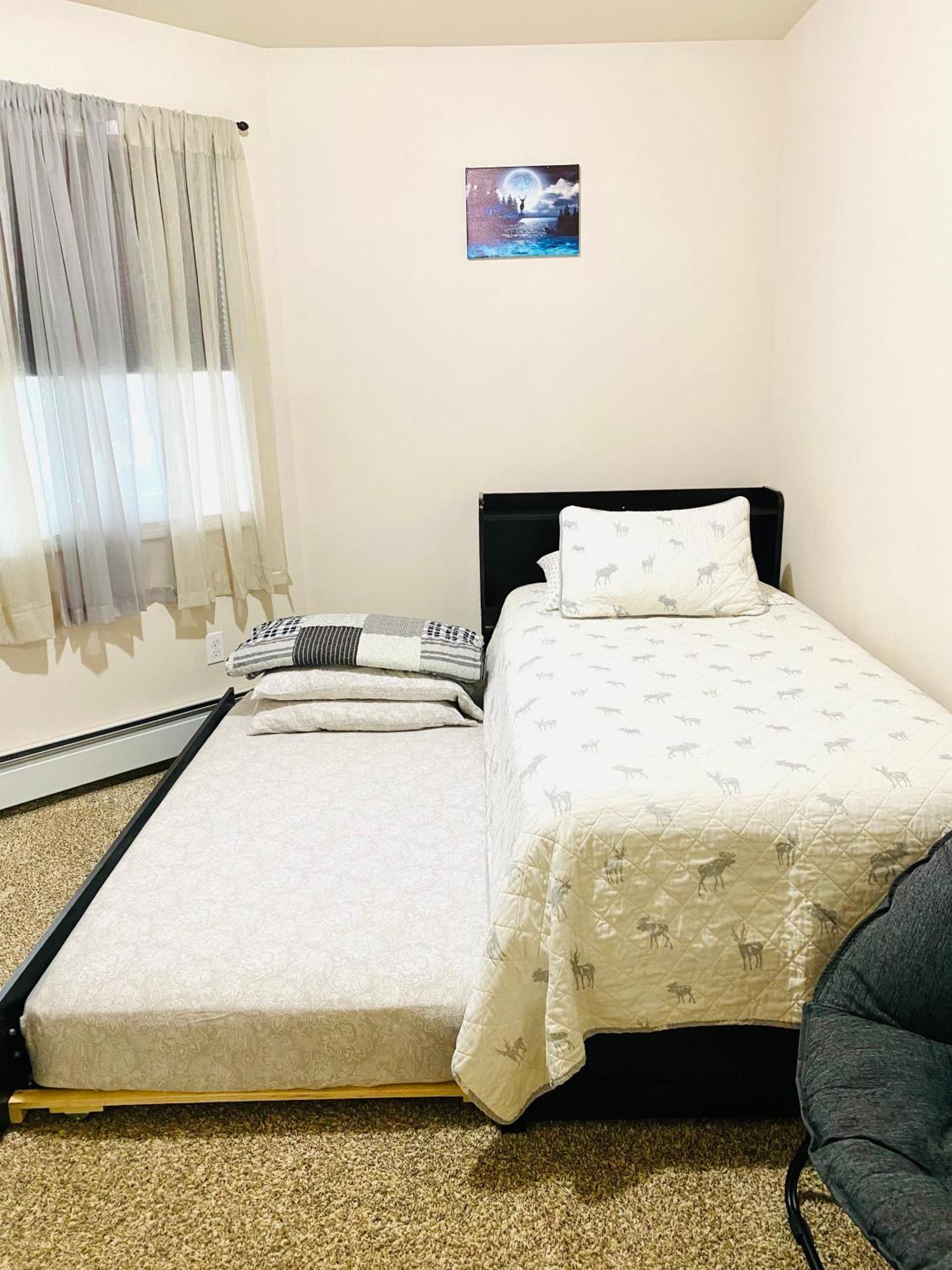 Beautiful 2 Bedroom 1 Bath Apartment With Private Garage Anchorage Bagian luar foto